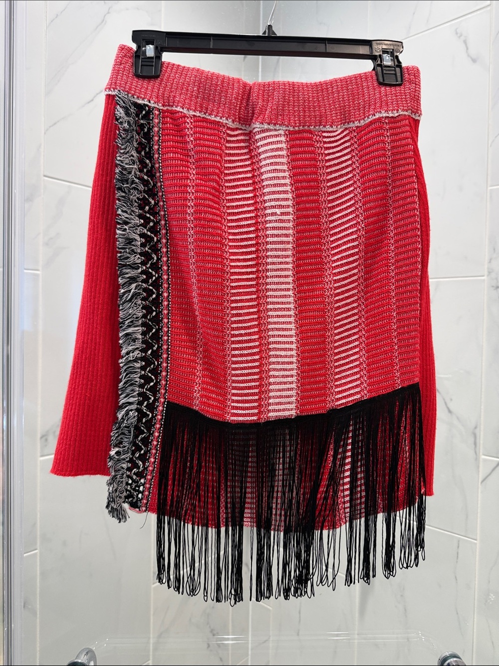 Fringed Red Knit Skirt with Black Trim worn once size 42 (which is ~6)